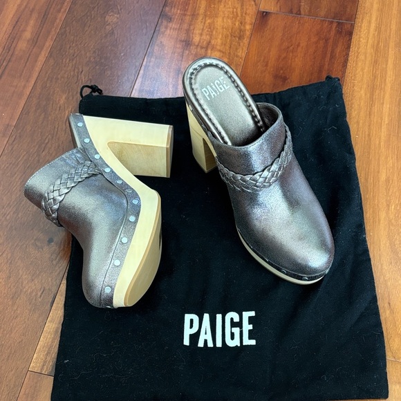 NWOT Paige platform clogs - Picture 1 of 10
